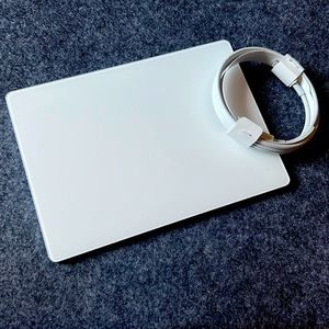 New Apple Magic Trackpad White with New Charging Cable Lightning to USB-A